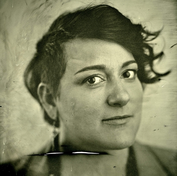 Meet your Posher, Amanda - Picture 1 of 1